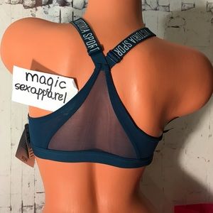 VS 32 34 WIRELESS INCREDIBLE SPORTS BRA LOGO